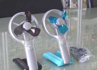 USB/电池两用风扇 夏日清凉与便携的完美结合
